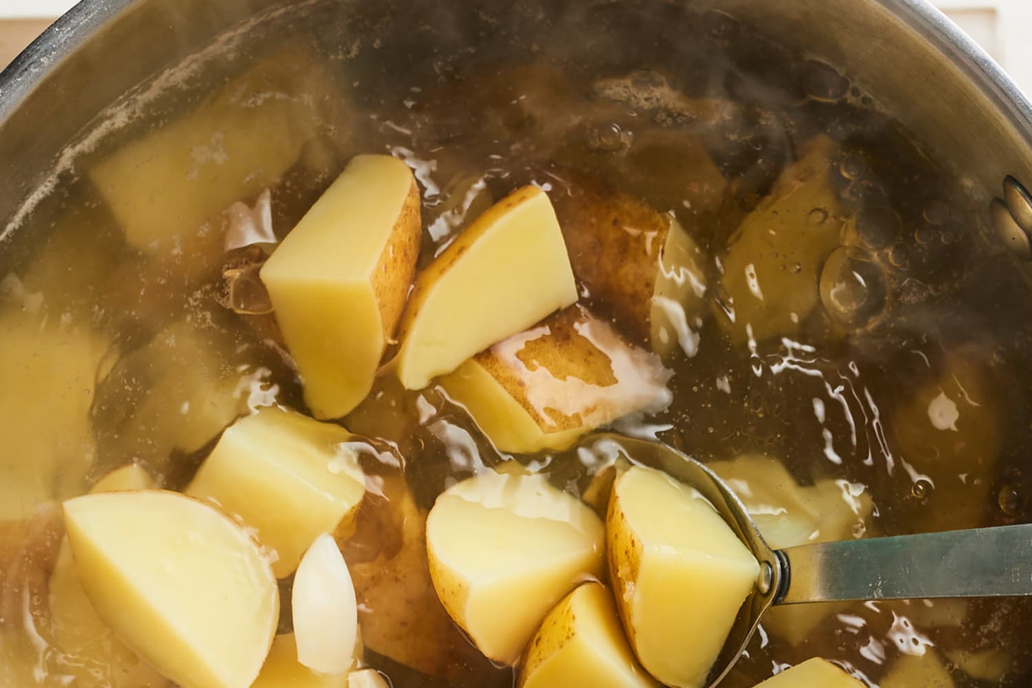 How Long to Boil Potatoes for Mashed Potatoes The Kitchn