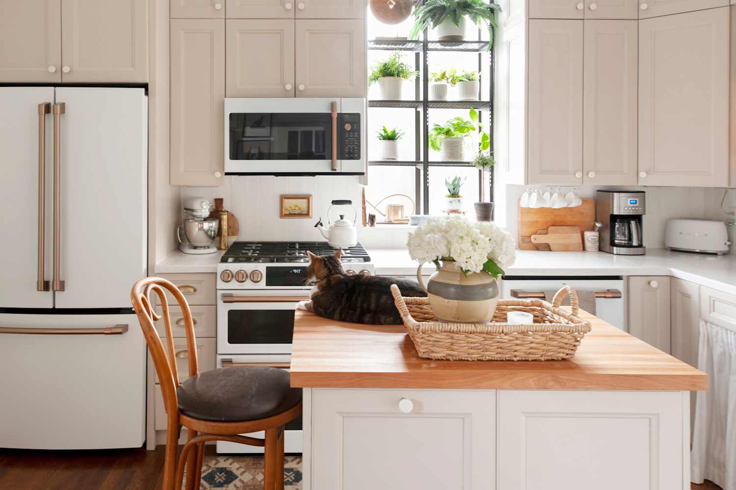This Viral IKEA BILLY Hack Turns a Bookcase Into a Gorgeous Kitchen Island (It’s...