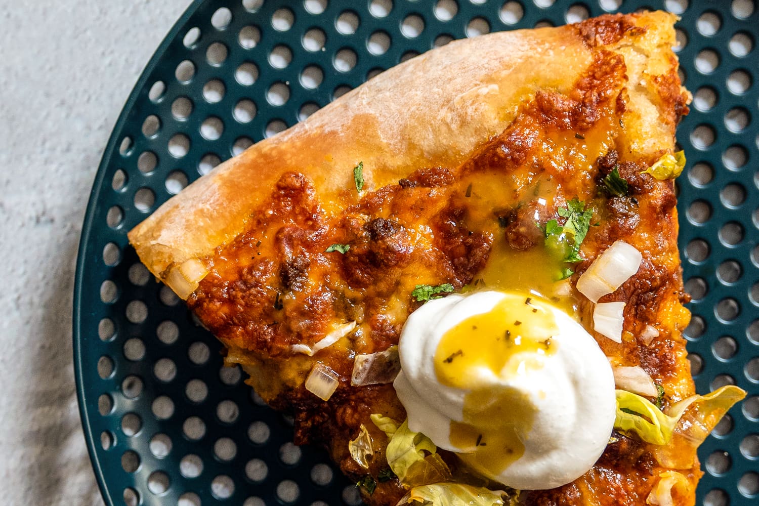 If You Have Two Minutes, You Can Use This Pizza Oven