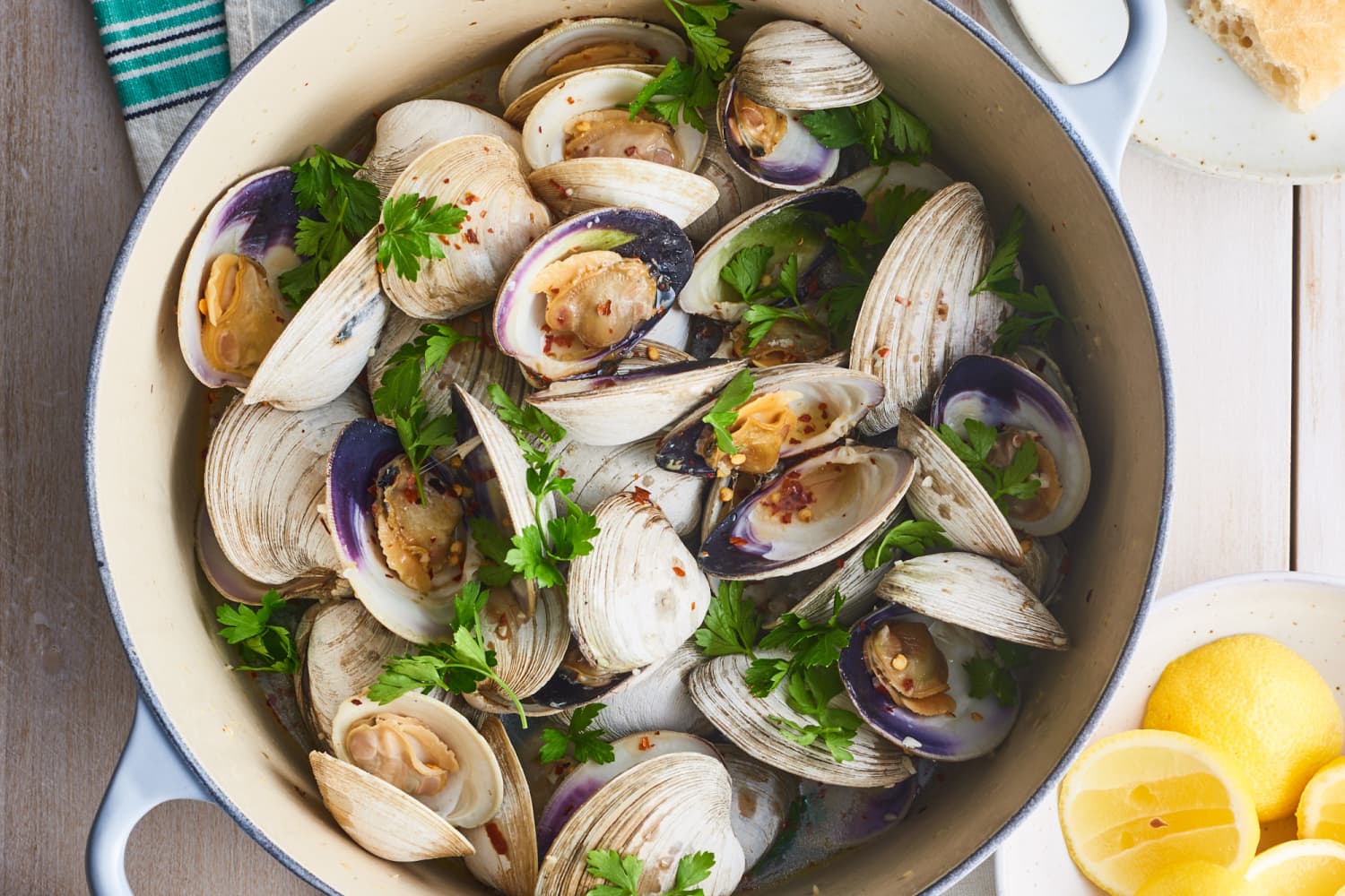 How To Cook Clams In Shells Treatbeyond2