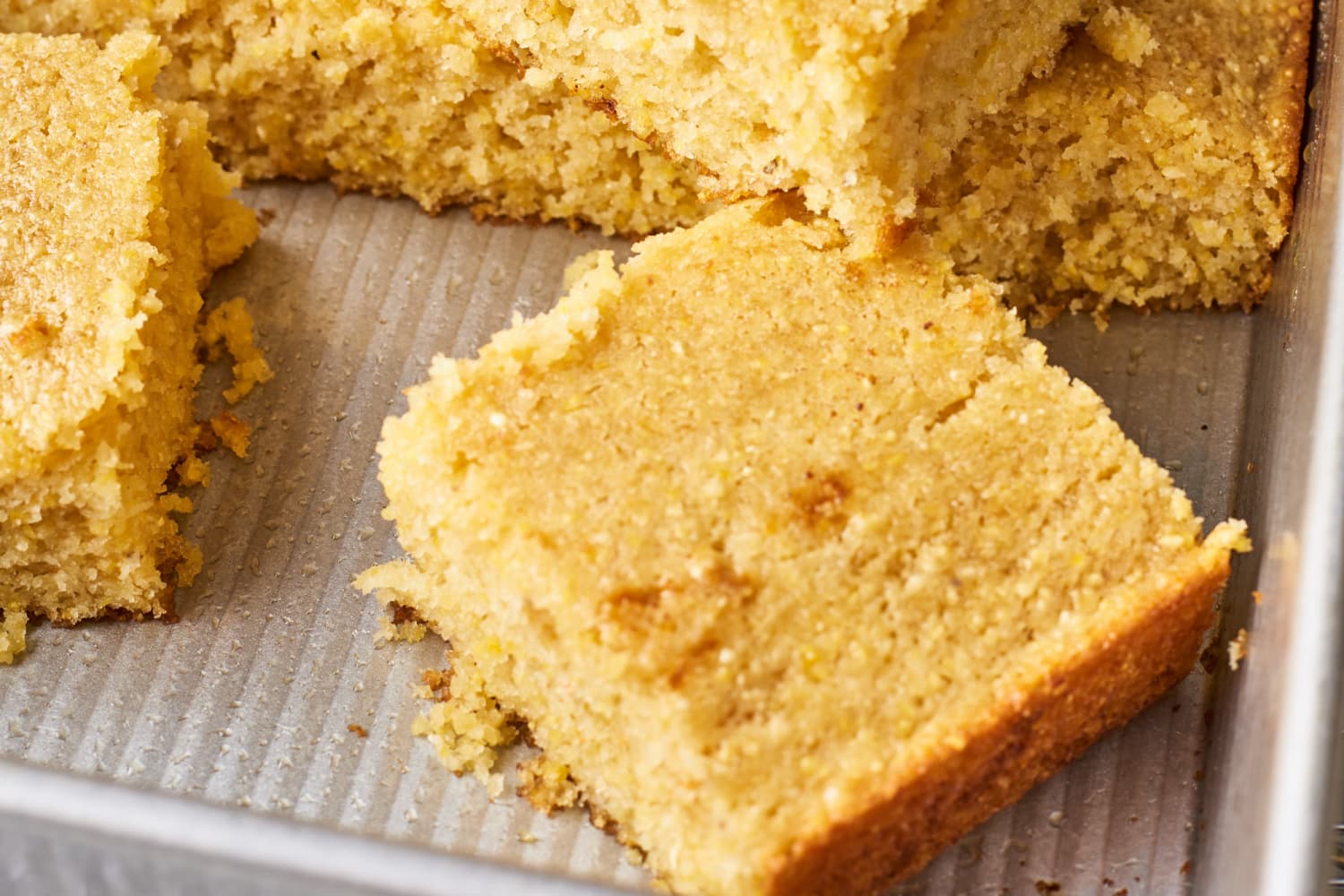 How to Make Cornbread (Sweet Recipe From Scratch) The Kitchn