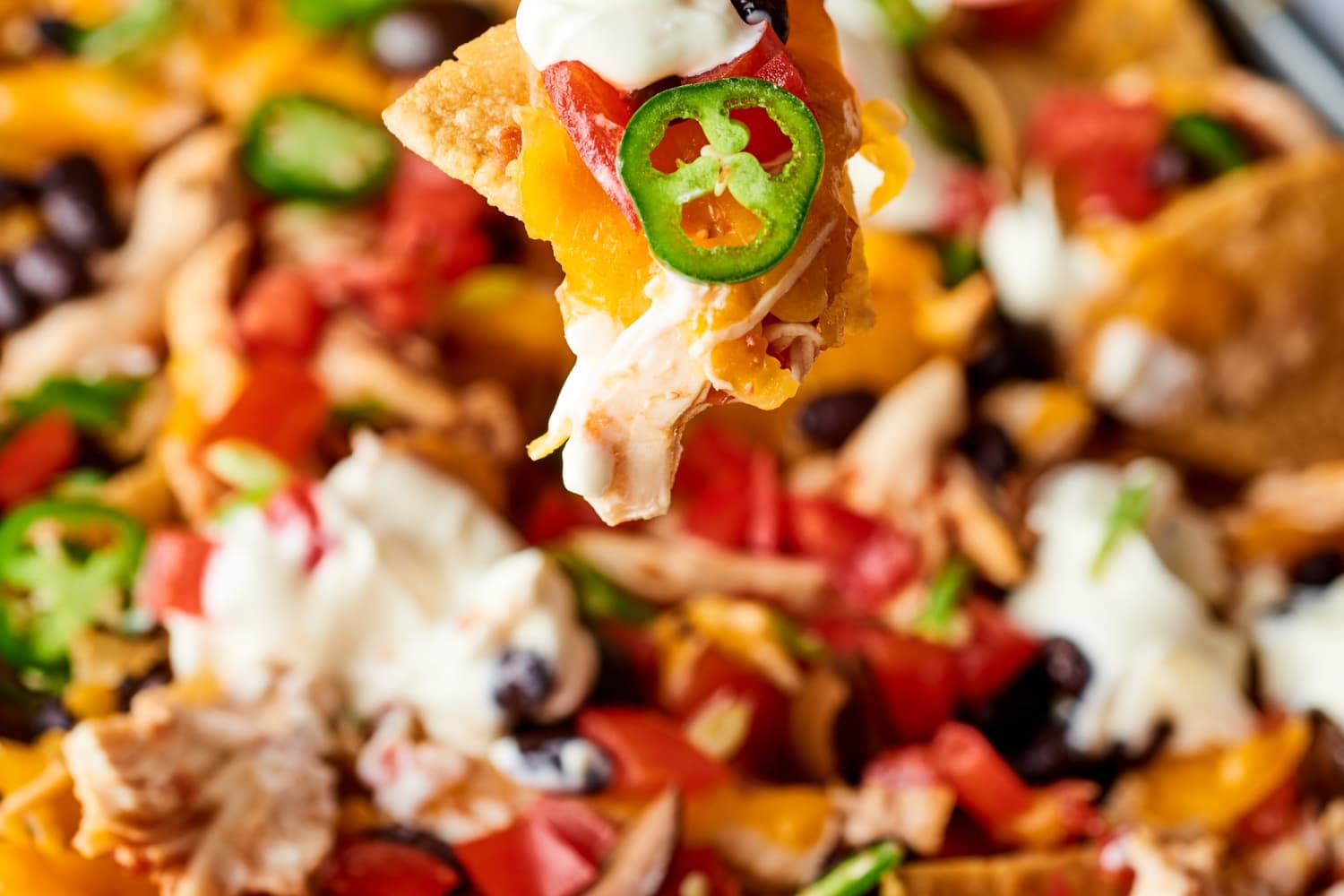 This Wife Made Nachos for Her “Picky Eater” Husband Who Refused a Salmon Dinner, and It Sparked a Huge Online Debate