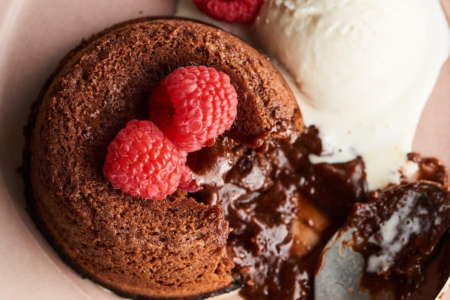 Easy Chocolate Lava Cakes The Kitchn