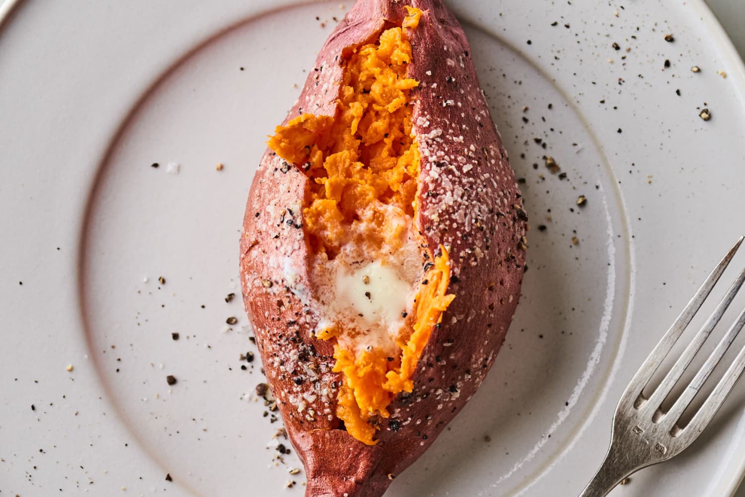 How to Cook a Sweet Potato in 5 Minutes Flat