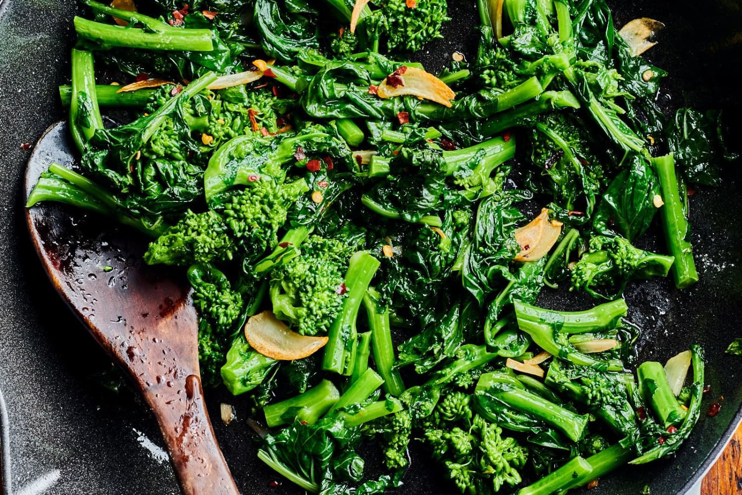 How to Saute Broccoli Rabe