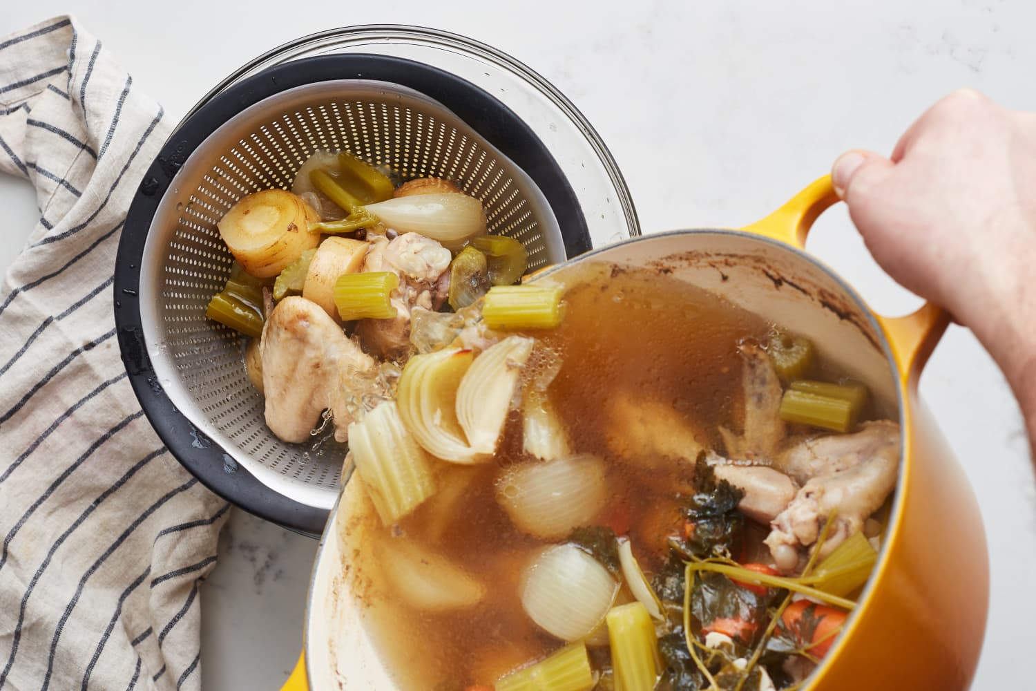 10 Editor-Loved Colanders for Straining, Sifting, and Rinsing