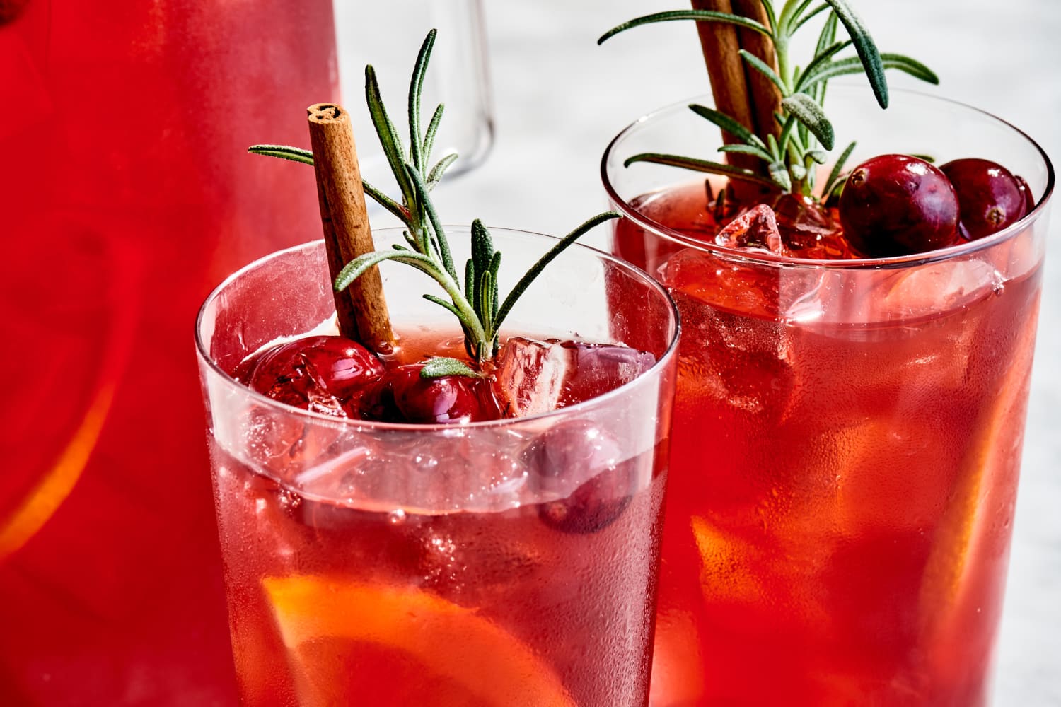 Winter Pimm's Punch Recipe (Pitcher Cocktail) The Kitchn