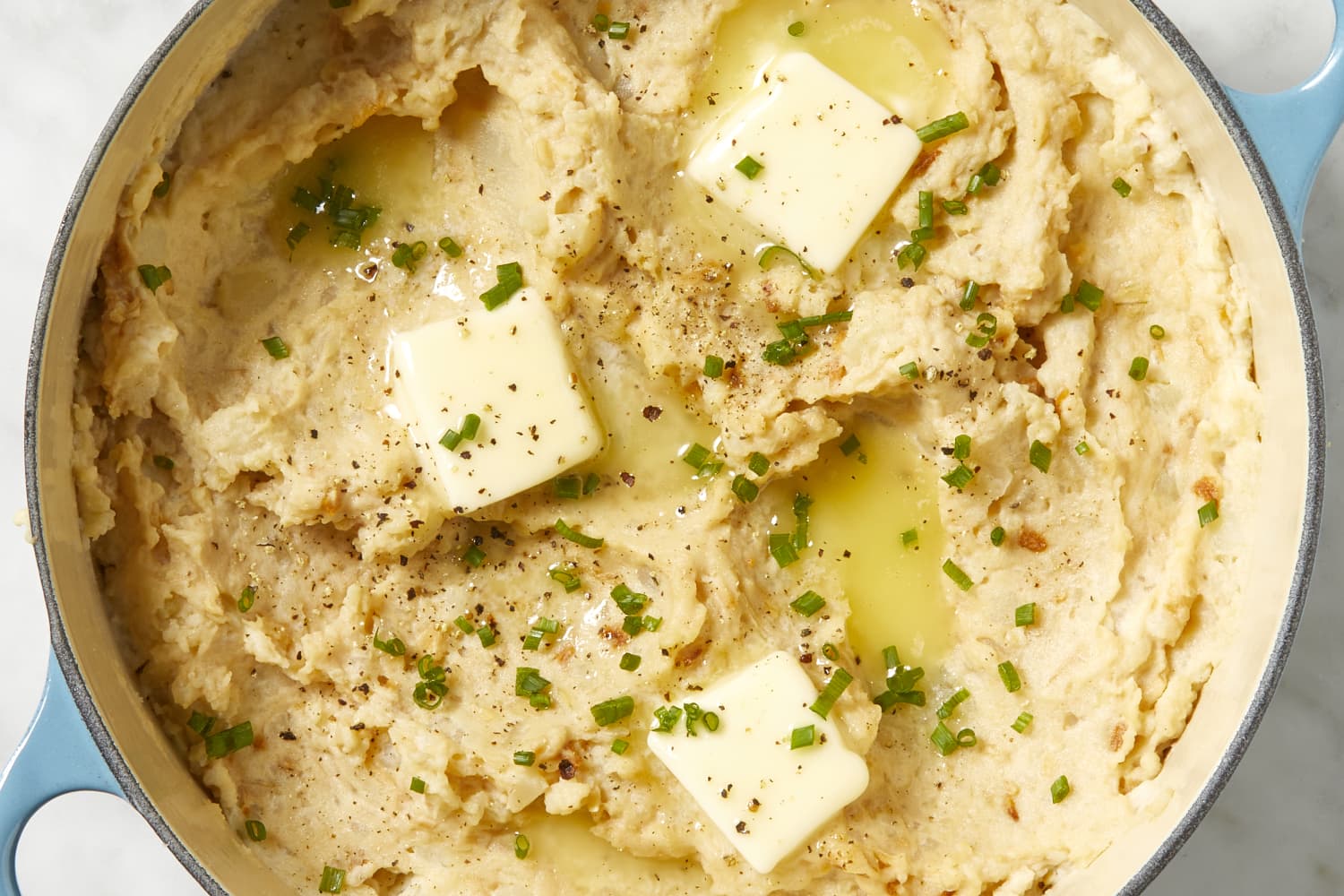 The Secret Ingredient to the Most Flavorful Mashed Potatoes Is Already In Your Pantry