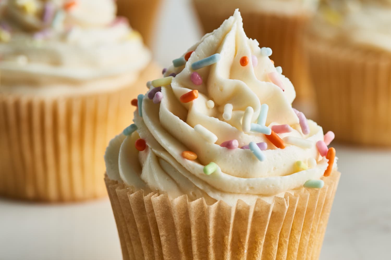 These Vanilla Cupcakes Keep Moist for Days (They're the Finest Make-Forward Deal with)