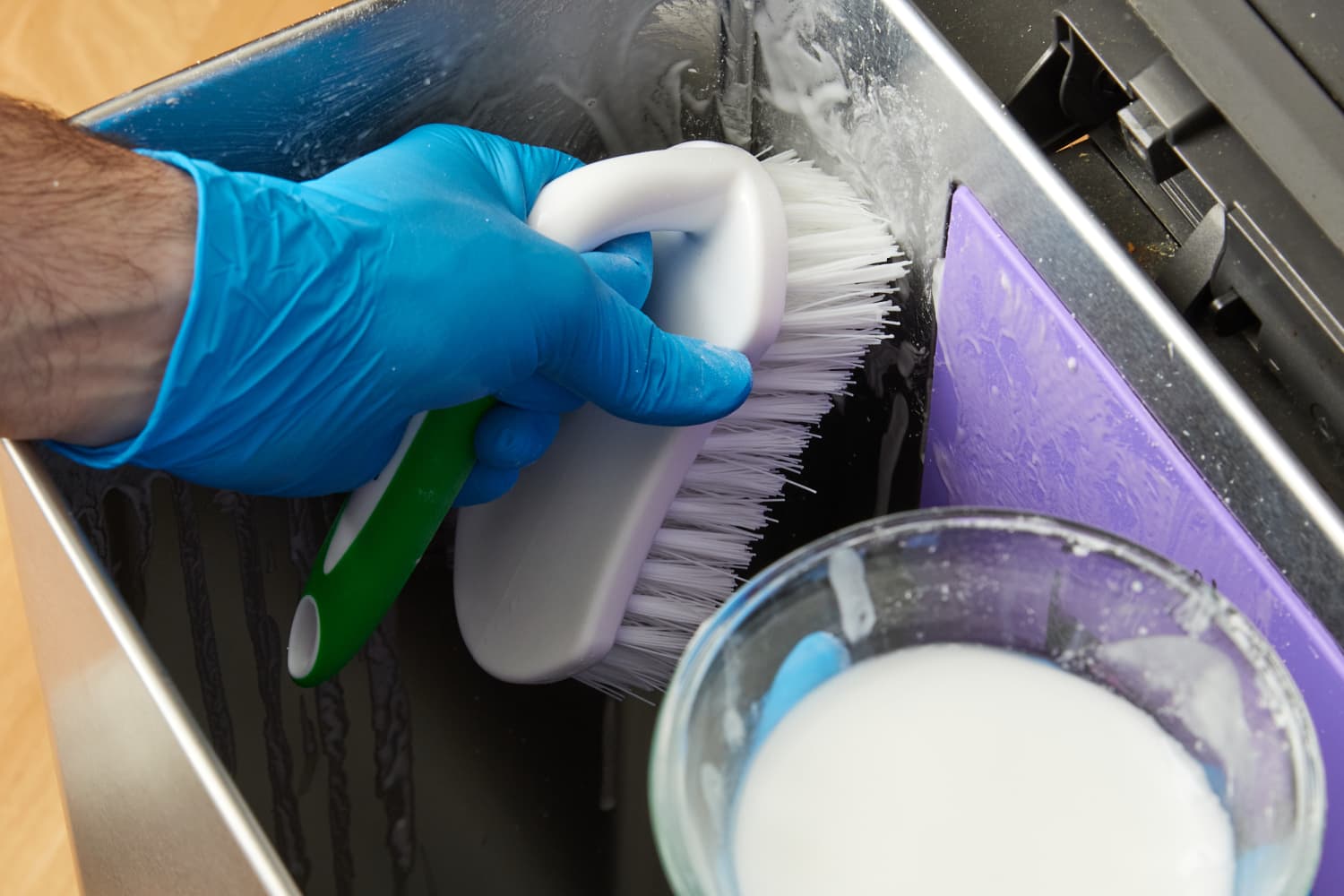 We Tried 5 Ways to Clean a Stinky, Sticky Trash Can — This One’s the Best