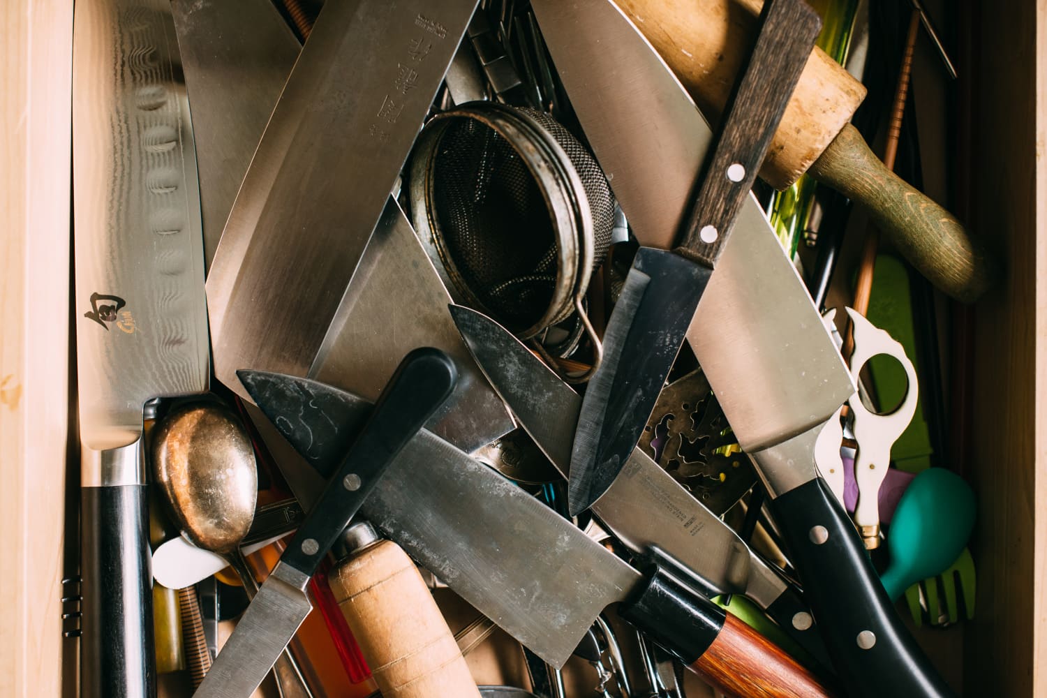 If You’re Not Using This  Amazon Find to Store Your Knives, You’ve Been Doing It All Wrong