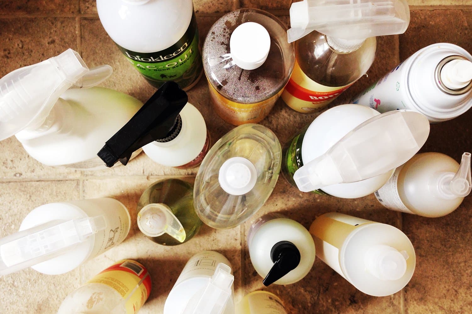 The One Red Flag Pro Cleaners Always Look for on Product Labels (and You Should, Too!)