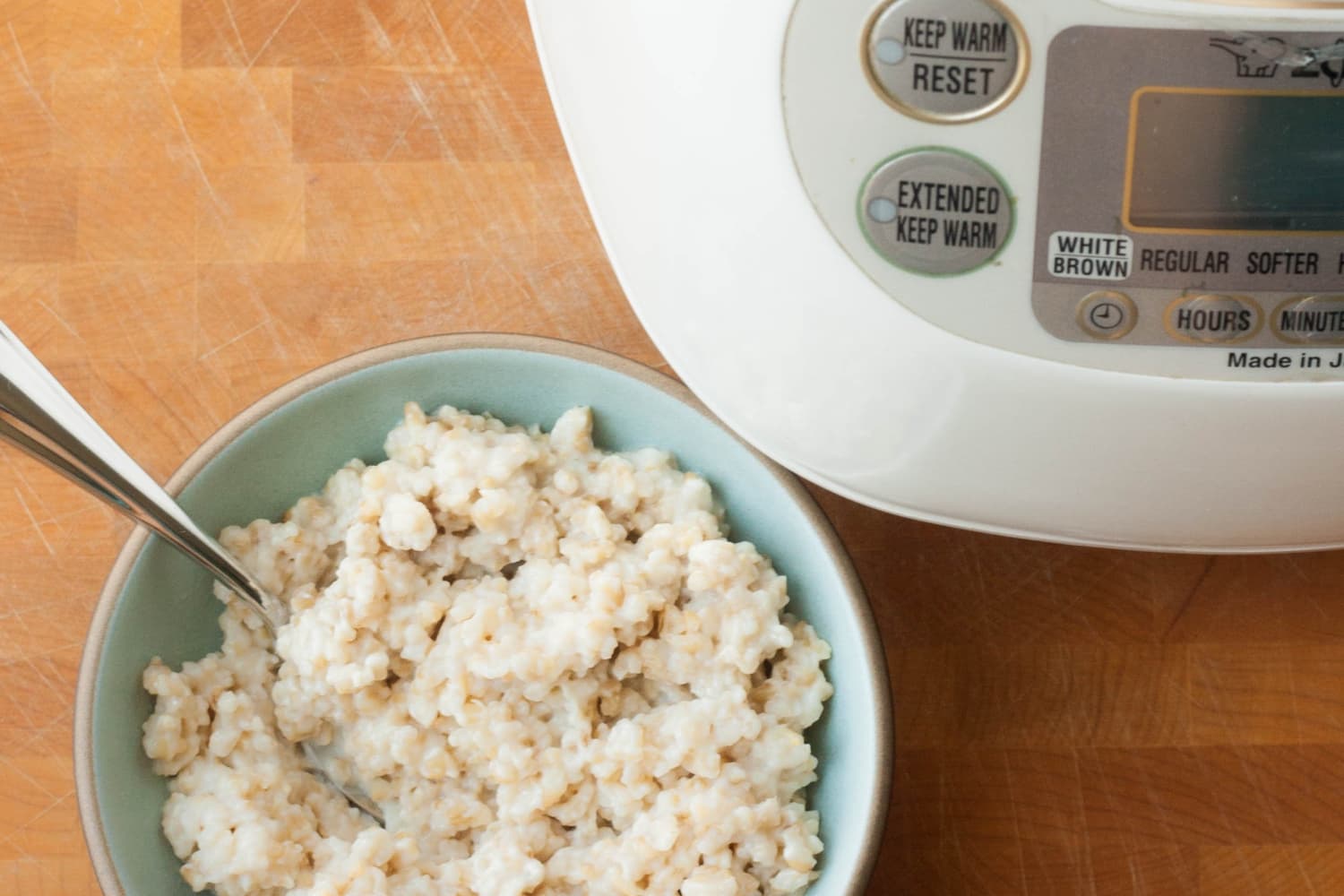 How to Make Oatmeal In a Rice Cooker Why It s Great The Kitchn