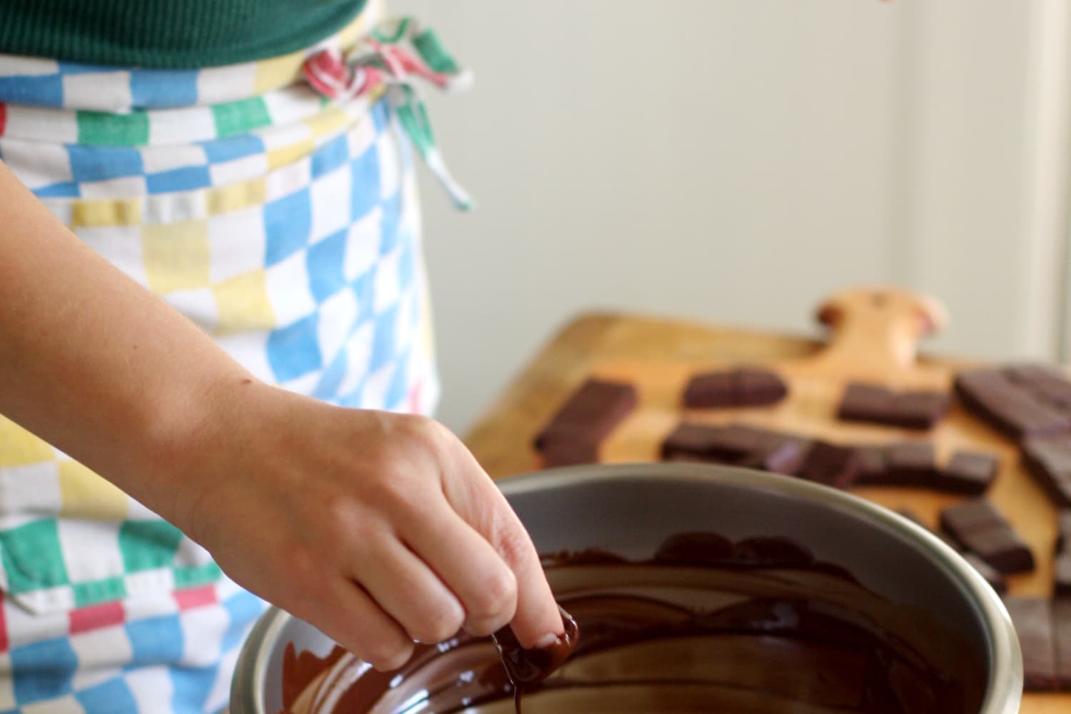 How to get on sale chocolate stains out