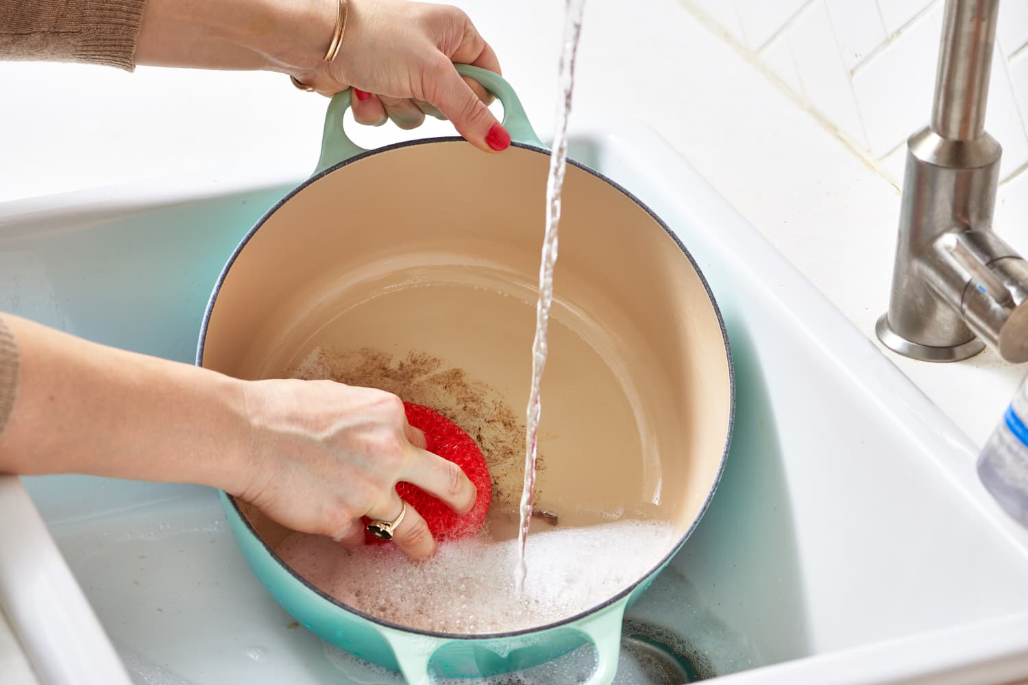 How to sterilize clearance dishes