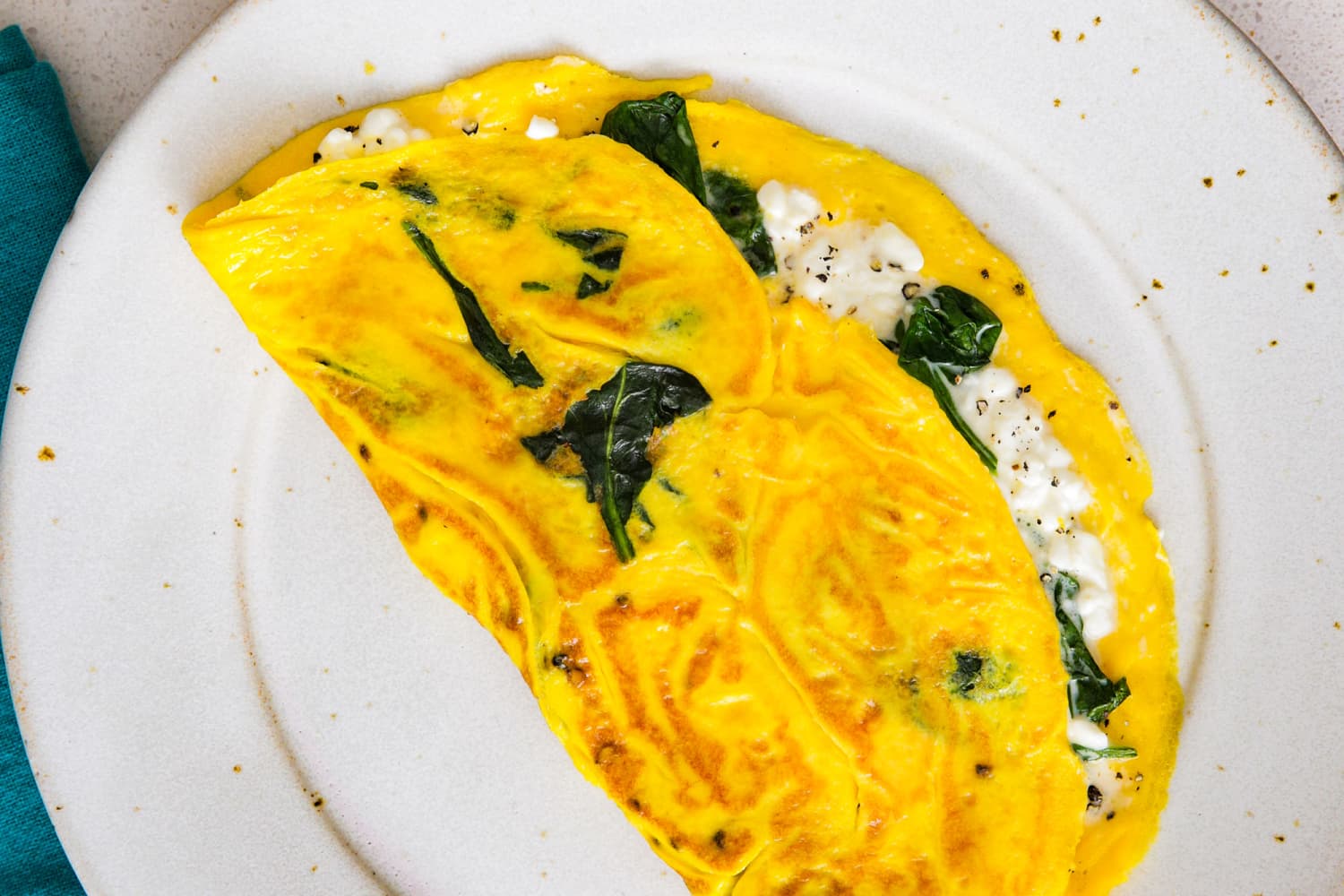 This  Omelet Pan Has More than 1,900 Five-Star Reviews on Amazon