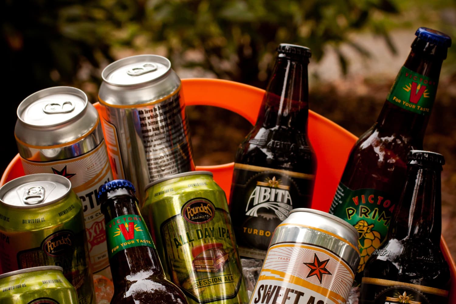 Drink Beer? The Calorie, Carb, and Protein Contents of America's Top 10
