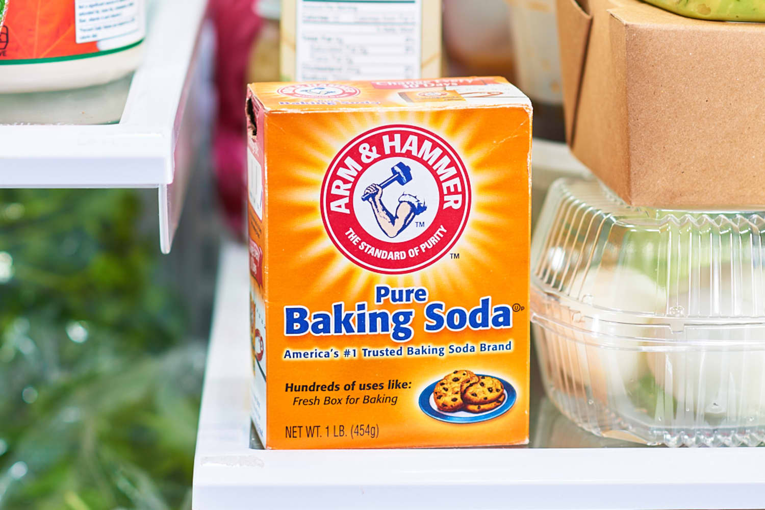 Baking deals soda refrigerator