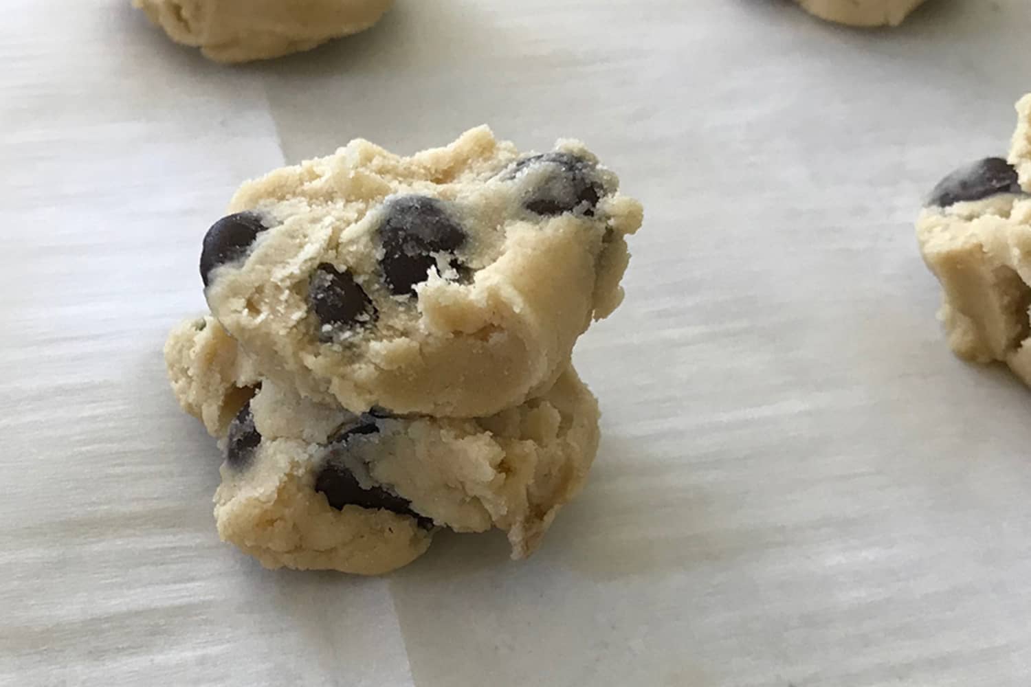 The Secret Step To Baking Cookies With Crinkly Edges