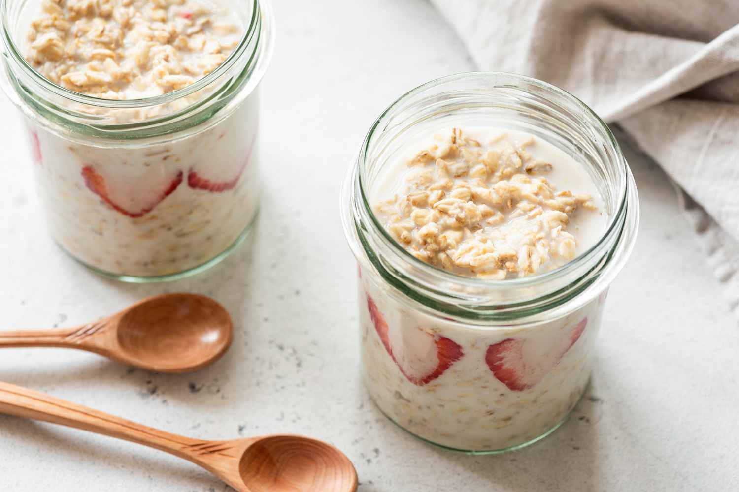 These Mini Mason Jar Containers Are “Amazing” for Meal Prep