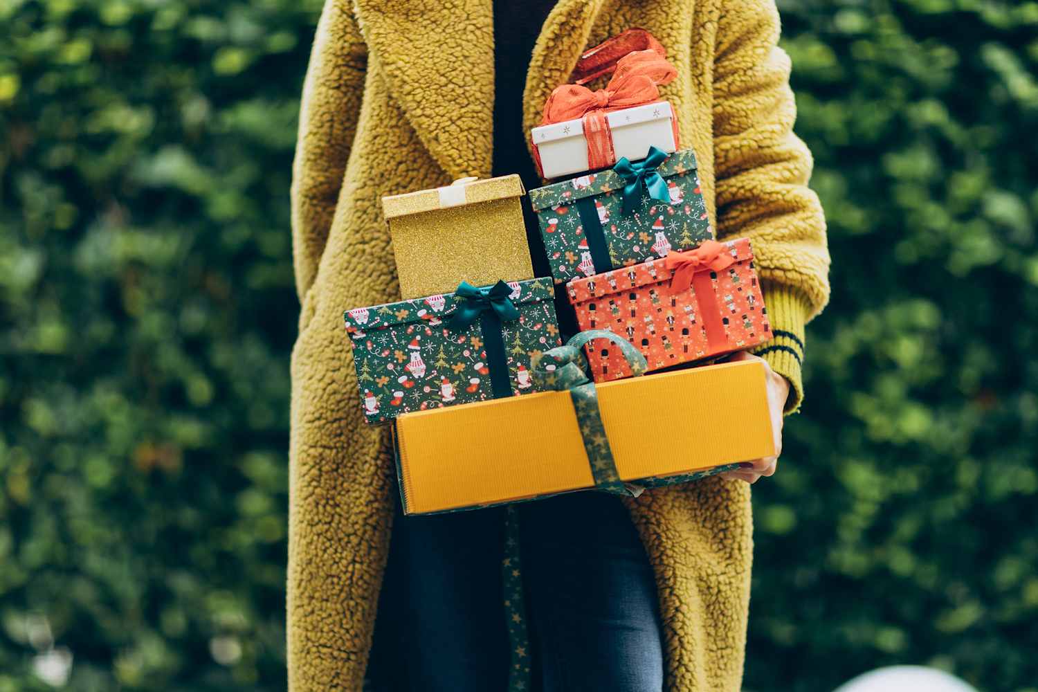 My Mom Taught Me This Brilliant Gifting Trick, and It Saves Me from Awkward Holiday Moments