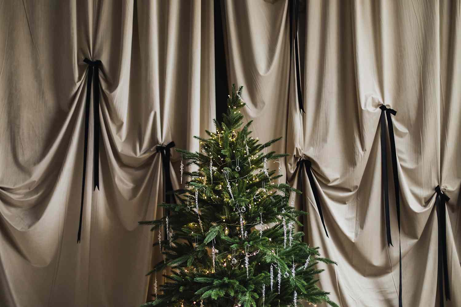 The 19th Century Christmas Tree Ornament That's Going Viral on Instagram