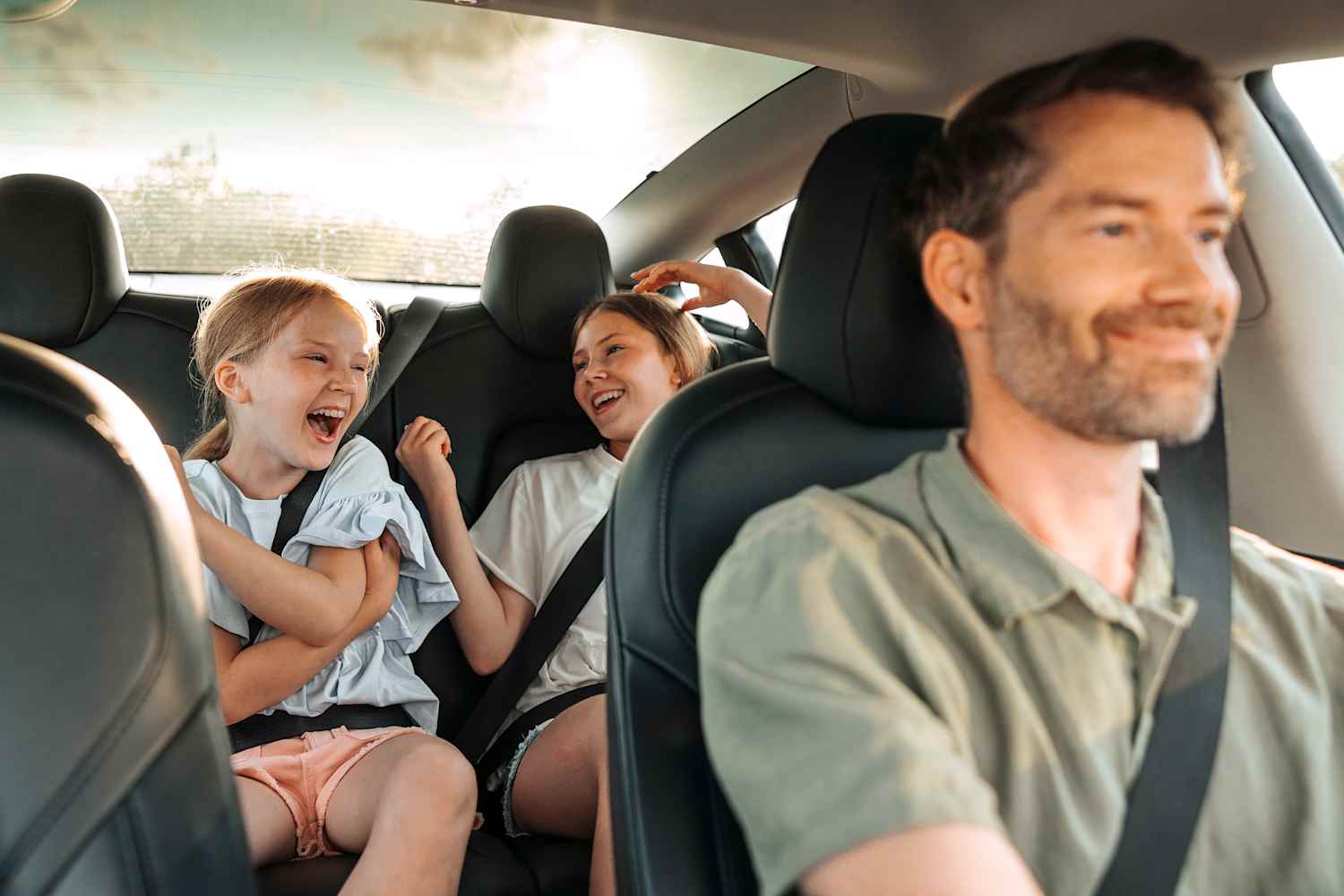 The Best Playlists, Podcasts, and Audiobooks for Family Car Rides