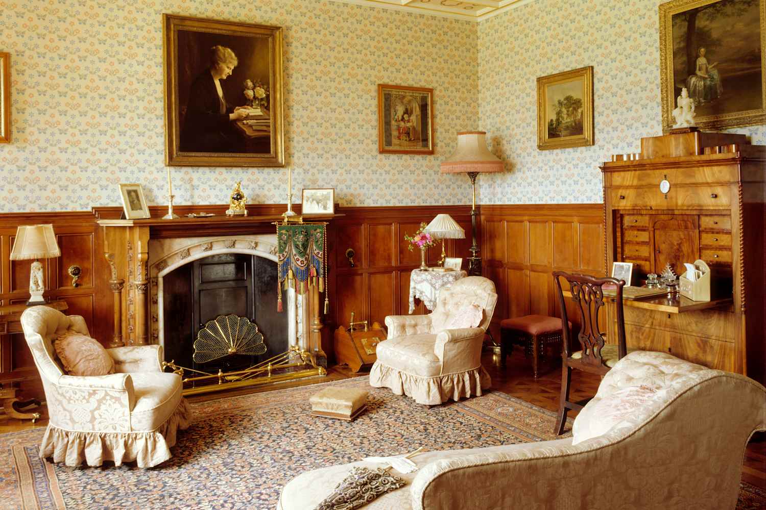 The 3 Original/Vintage Features You Should Always Save in a Home