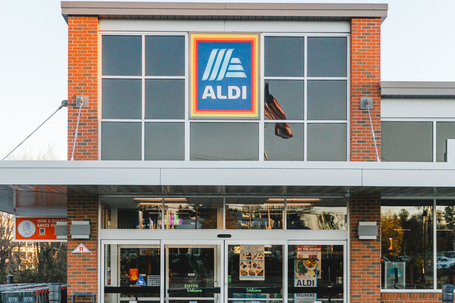 ALDI USA - Why pay the trendy corner cupcake shop prices? Make