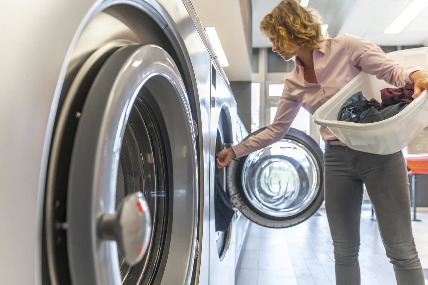 How to Use a Laundromat If You’ve Never Been to One Apartment Therapy