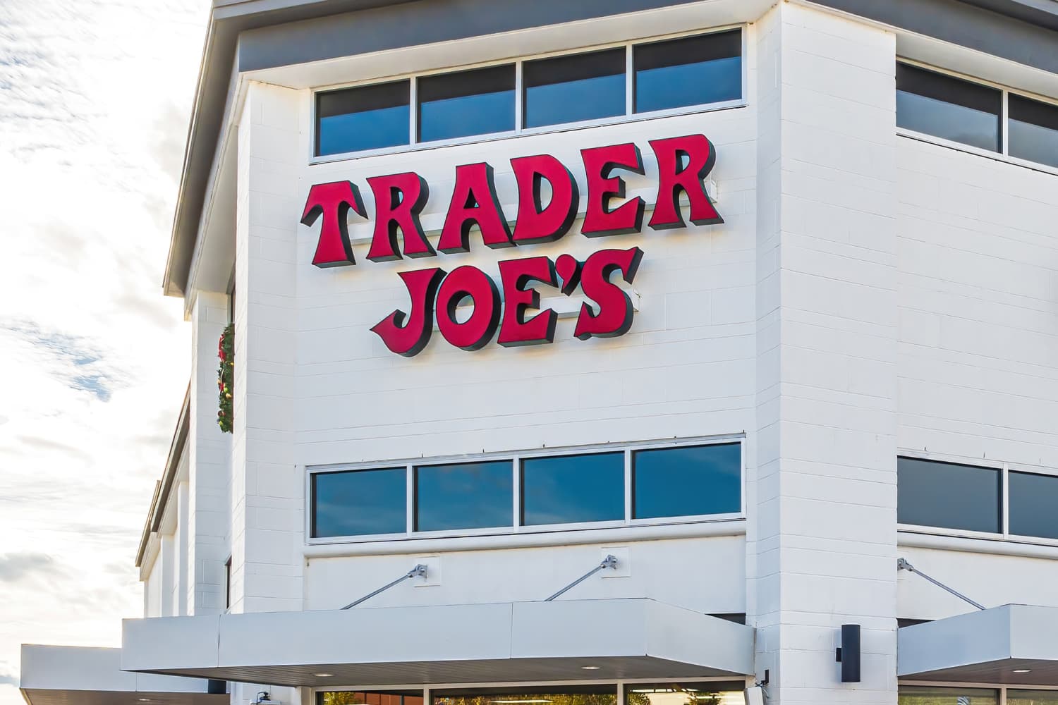 This New “So Good”  Japanese Dessert at Trader Joe’s Has People Rushing to Find It
