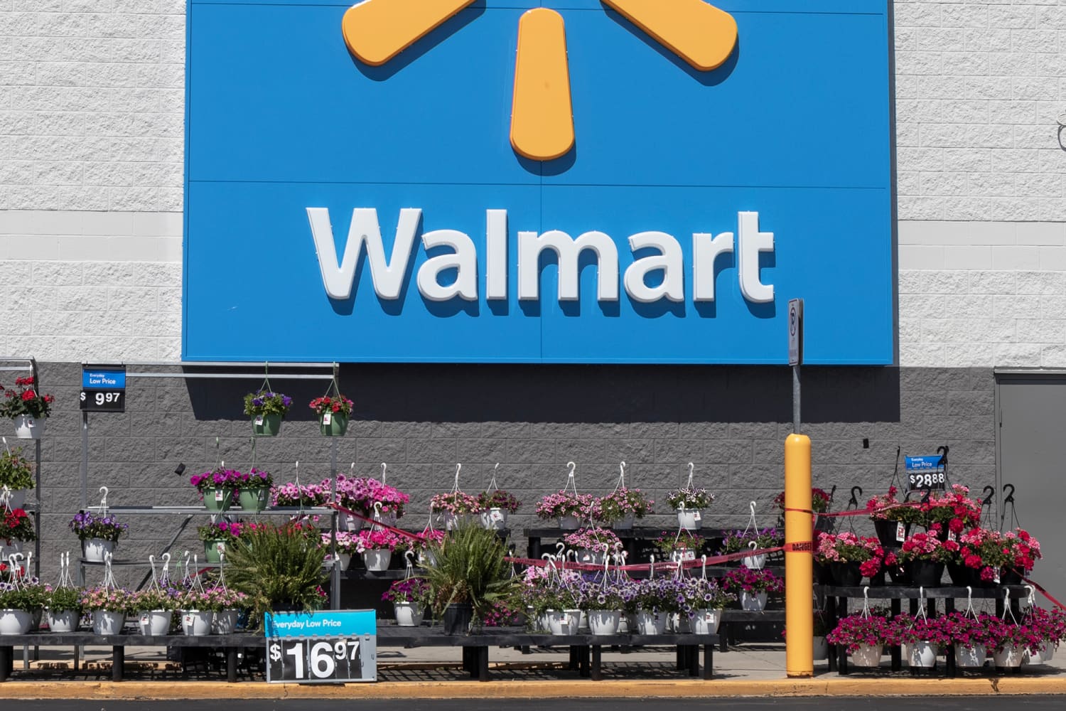 Walmart Is Dropping a Major Change That Will Impact the Way You Shop