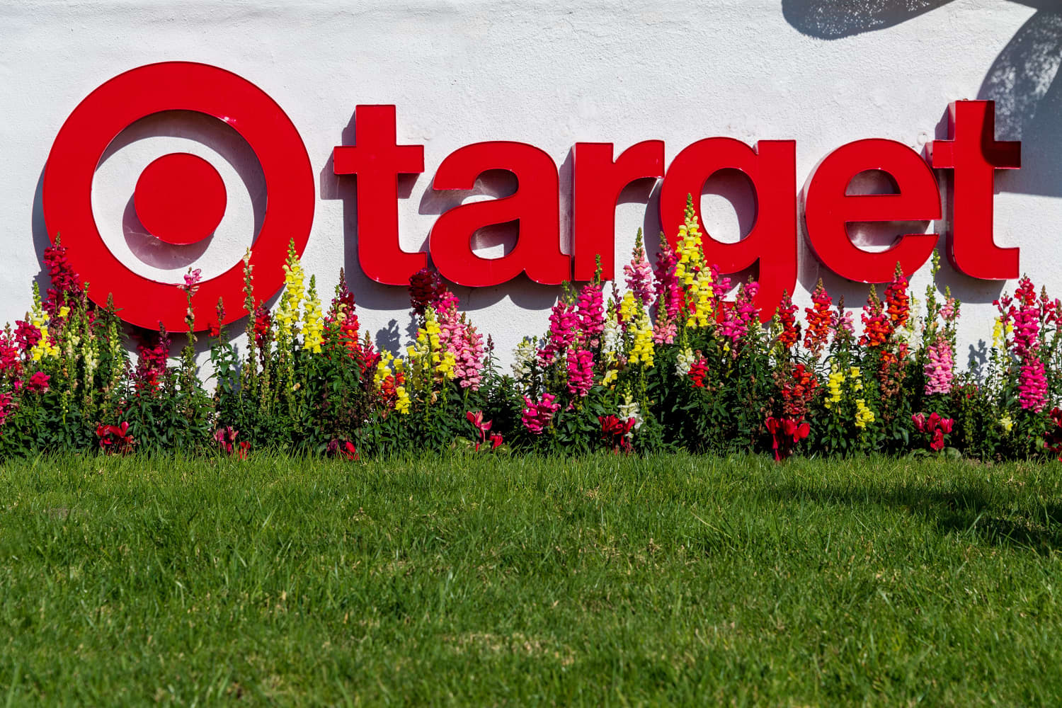 Target’s New 3 Flower Bowls Are Spring MustHave Apartment