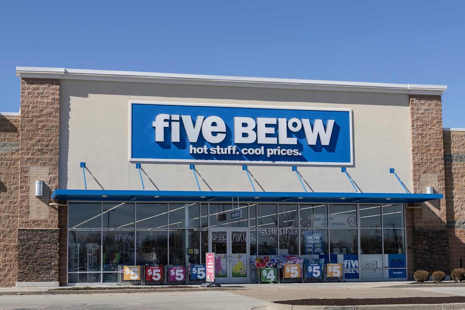 Five Below Is Selling an Adorable Mini Tumbler Set, and I Want All 3 Colors