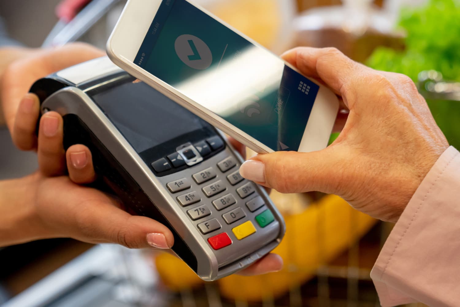 3 Grocery Apps That Will Save You Money and Stretch Your Budget, According to a Budget Expert