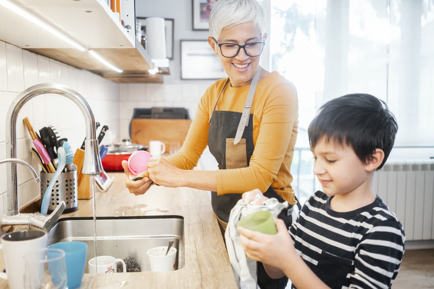7 Things These Grandmas Always Do When Cleaning the Kitchen | The Kitchn
