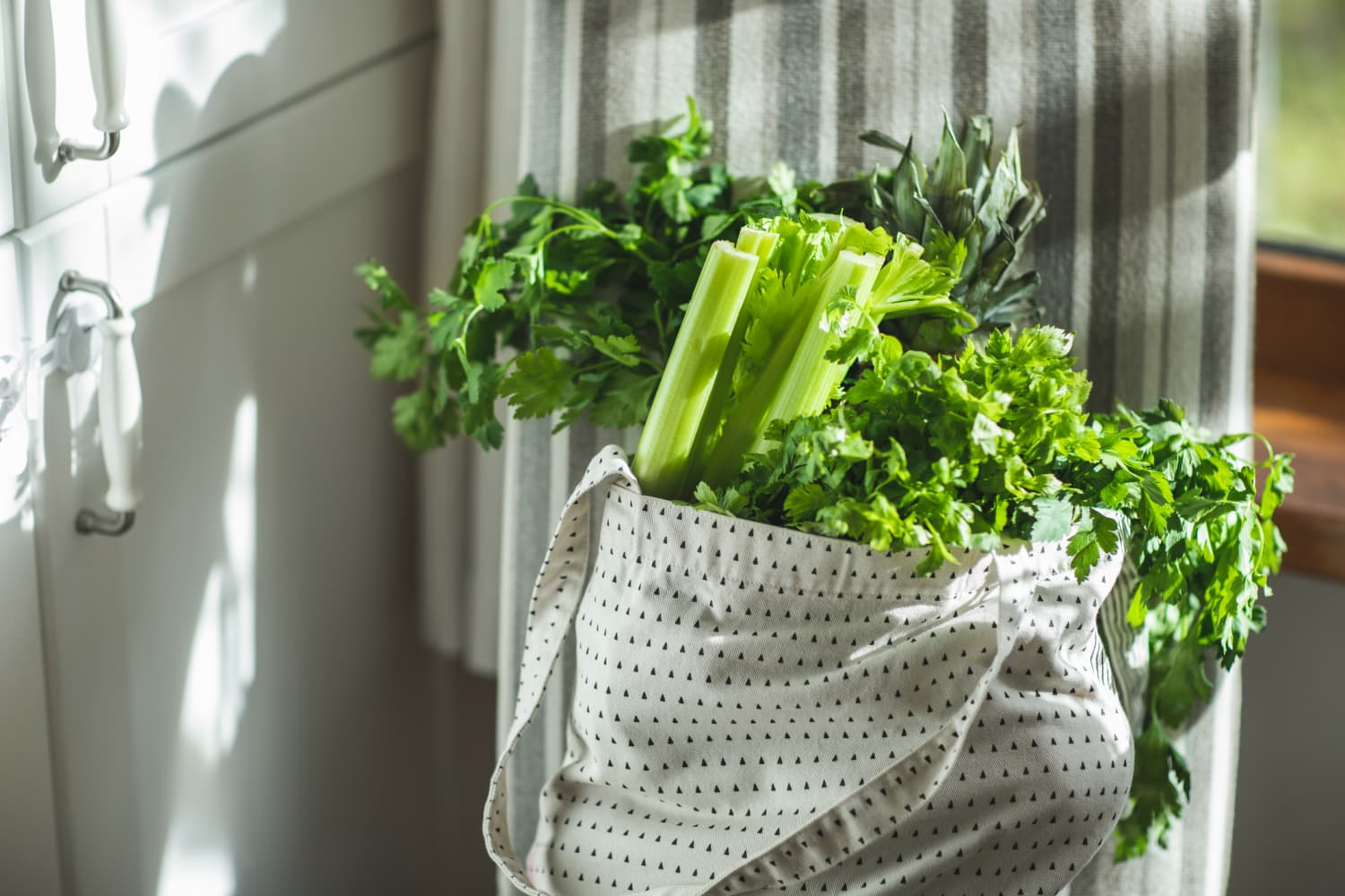 This Is the One Super-Simple Ingredient You Need to Use to Keep Your Veggies Full of Color