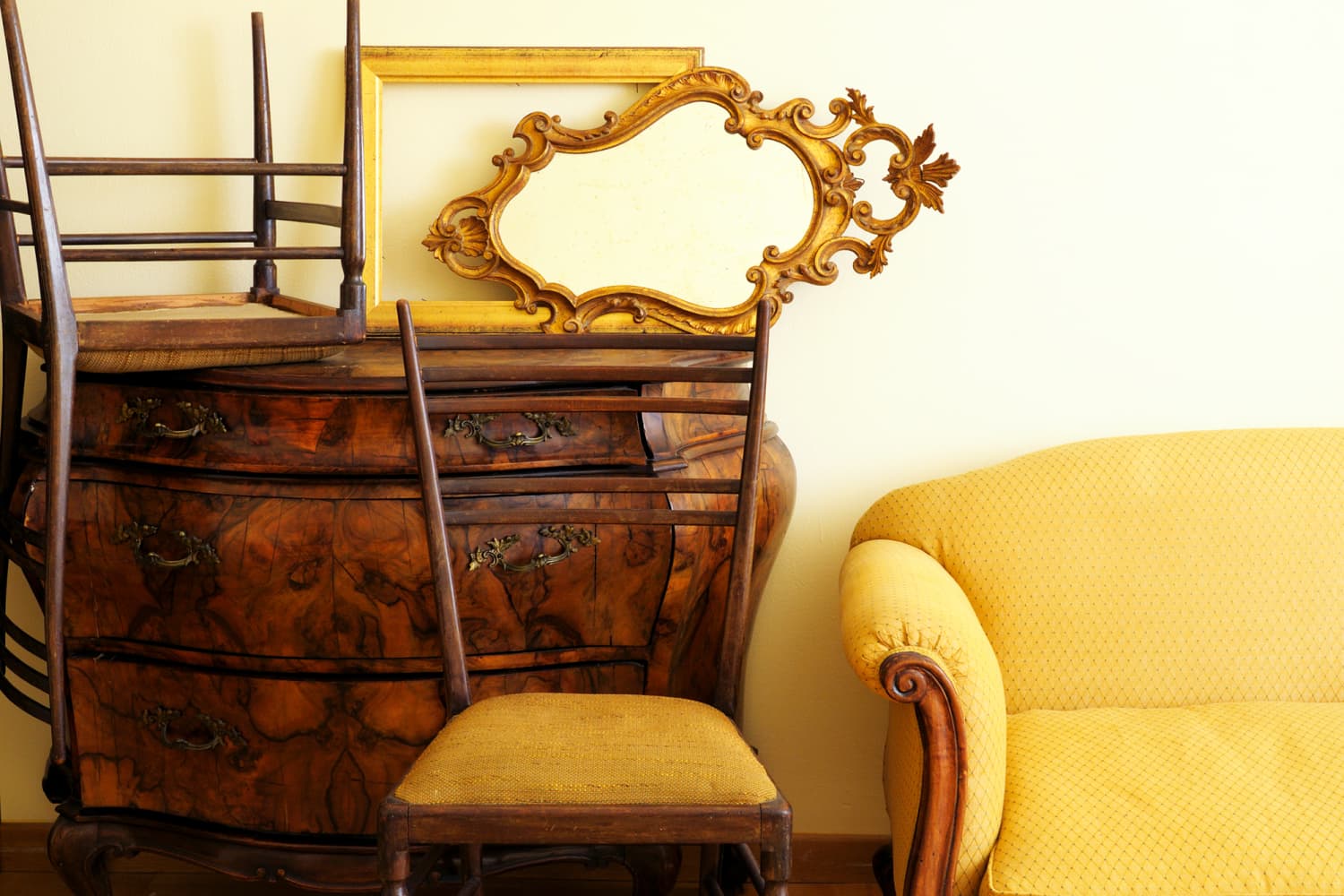 12 Ways to Score Furniture for Free Apartment Therapy