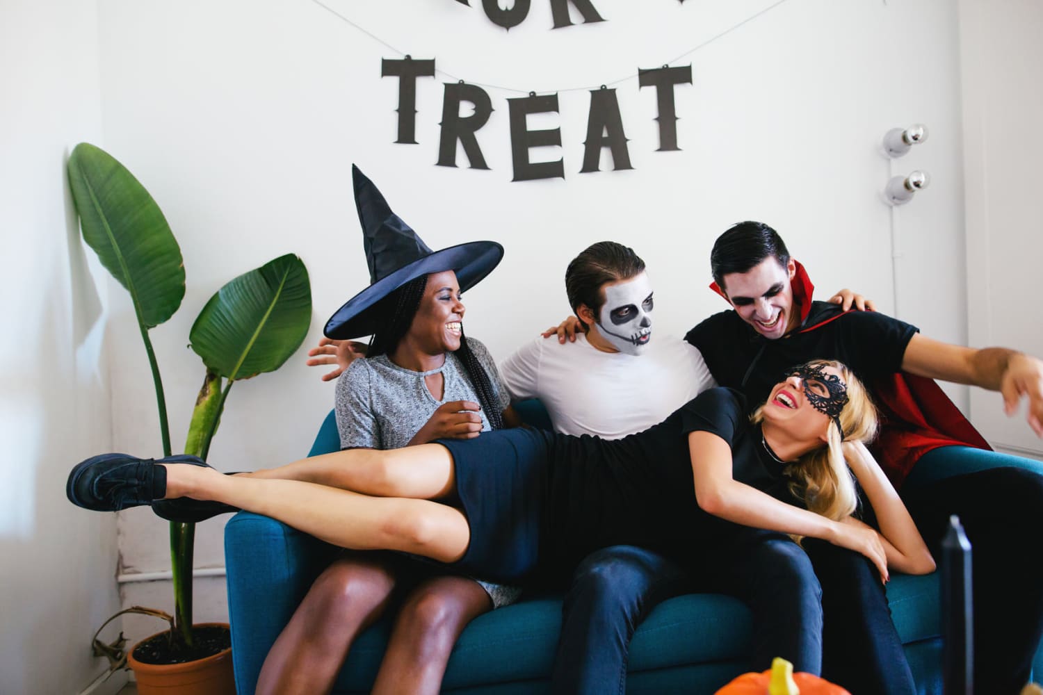 This DIY Cloud Ceiling from TikTok Is Scary Cool | Apartment Therapy