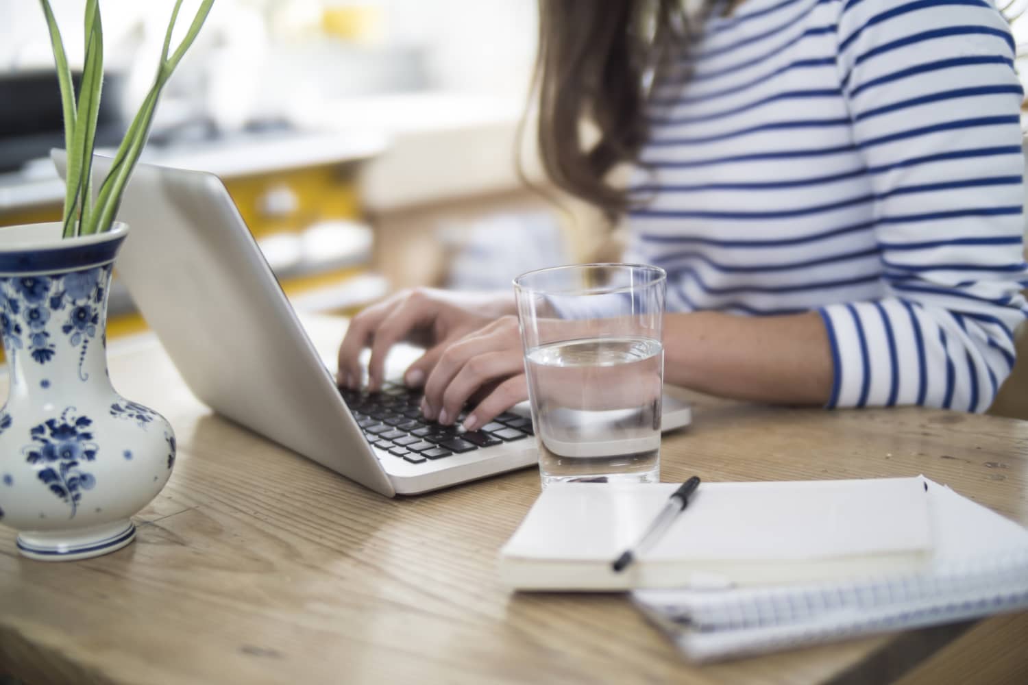 This One-Handed Leak-Proof Stanley Water Bottle Is My New Fave — Now It’s on Sale!