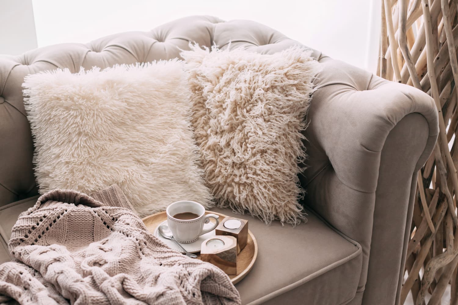 cozy-gift-ideas-for-homebodies-comfy-gifts-for-her-and-him