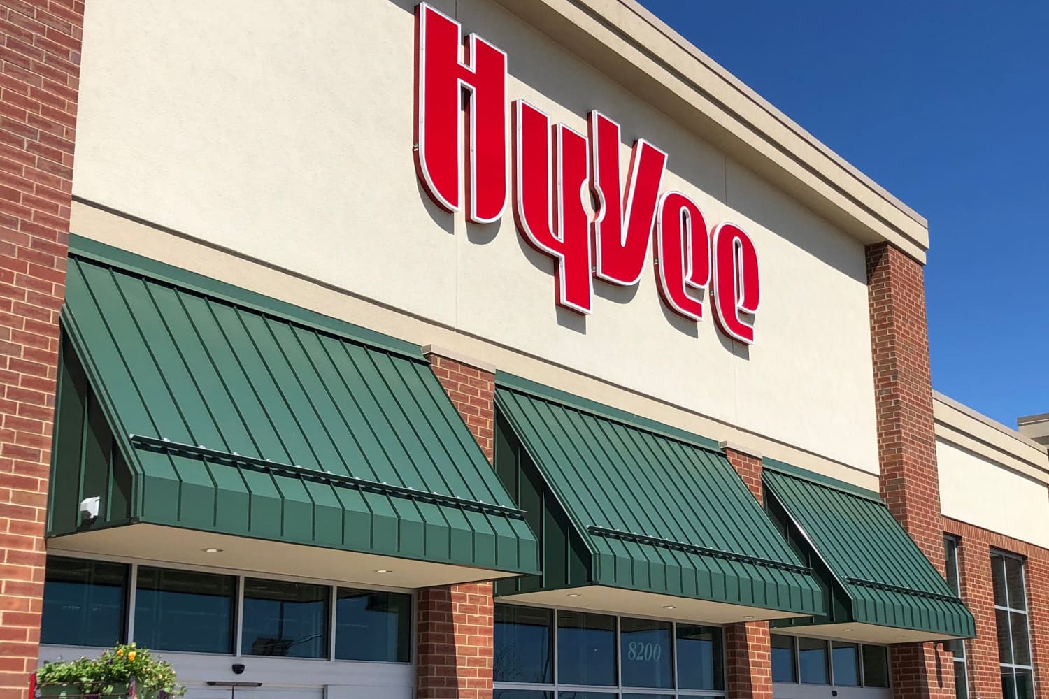 HyVee Grocery Store Is Filming a New Dating Show, and You'll Want to