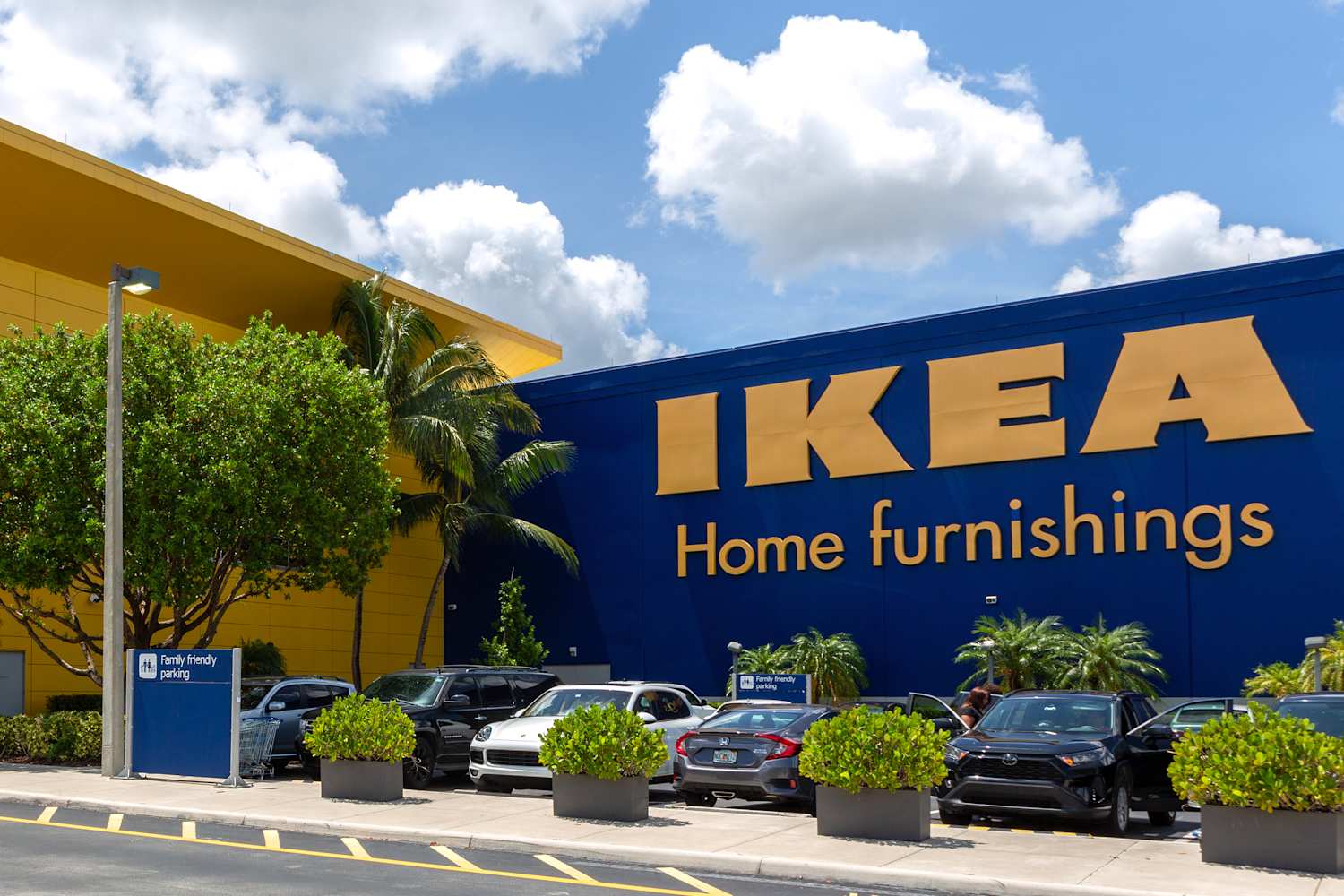 IKEA’s New $50 Transforming Floor Lamp Looks Straight Out of a Design Museum