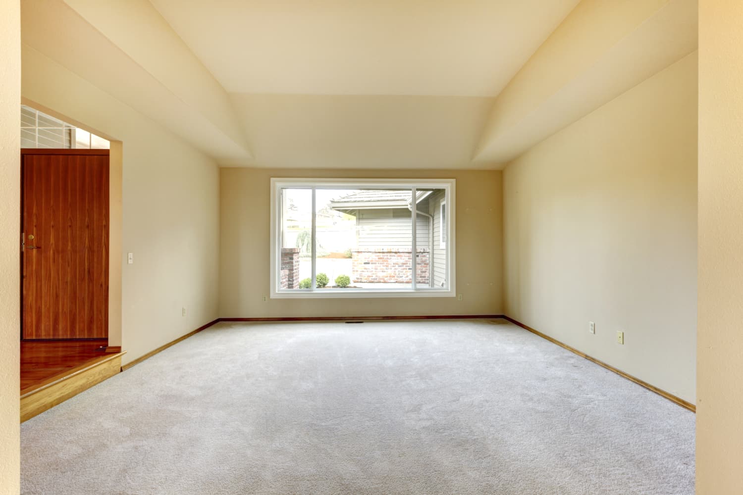 Why "Blooper Rooms" May Prevent Homes from Selling | Apartment Therapy