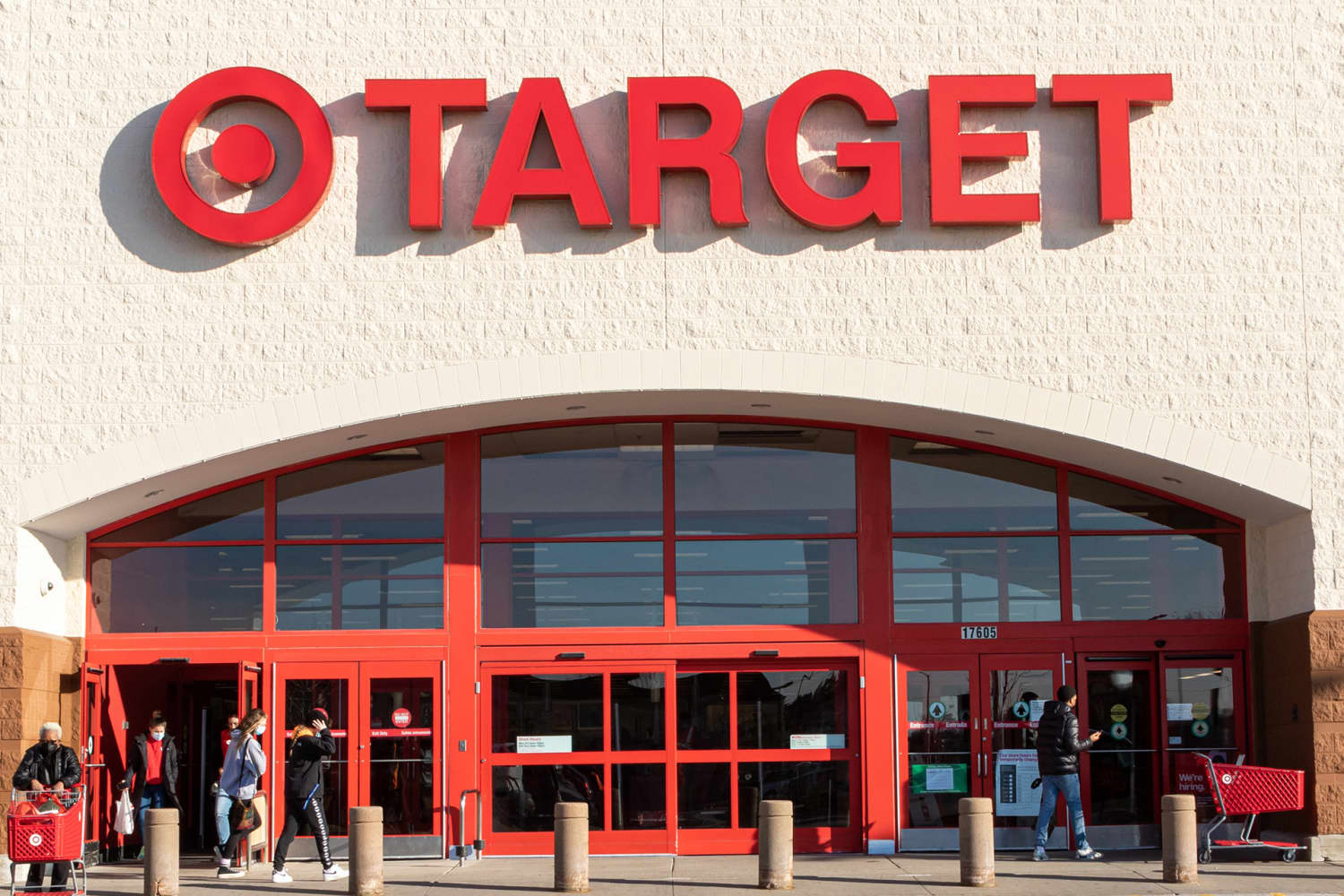 Target Is Selling the “Perfect” $5 Grandmillennial Mug | Dorm Therapy