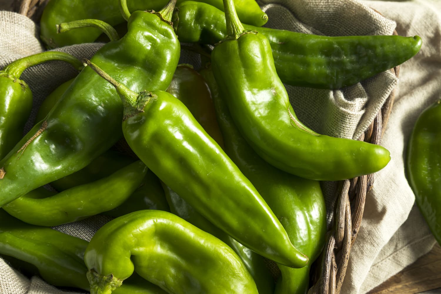 5 Places to Buy Hatch Green Chiles Online | Kitchn