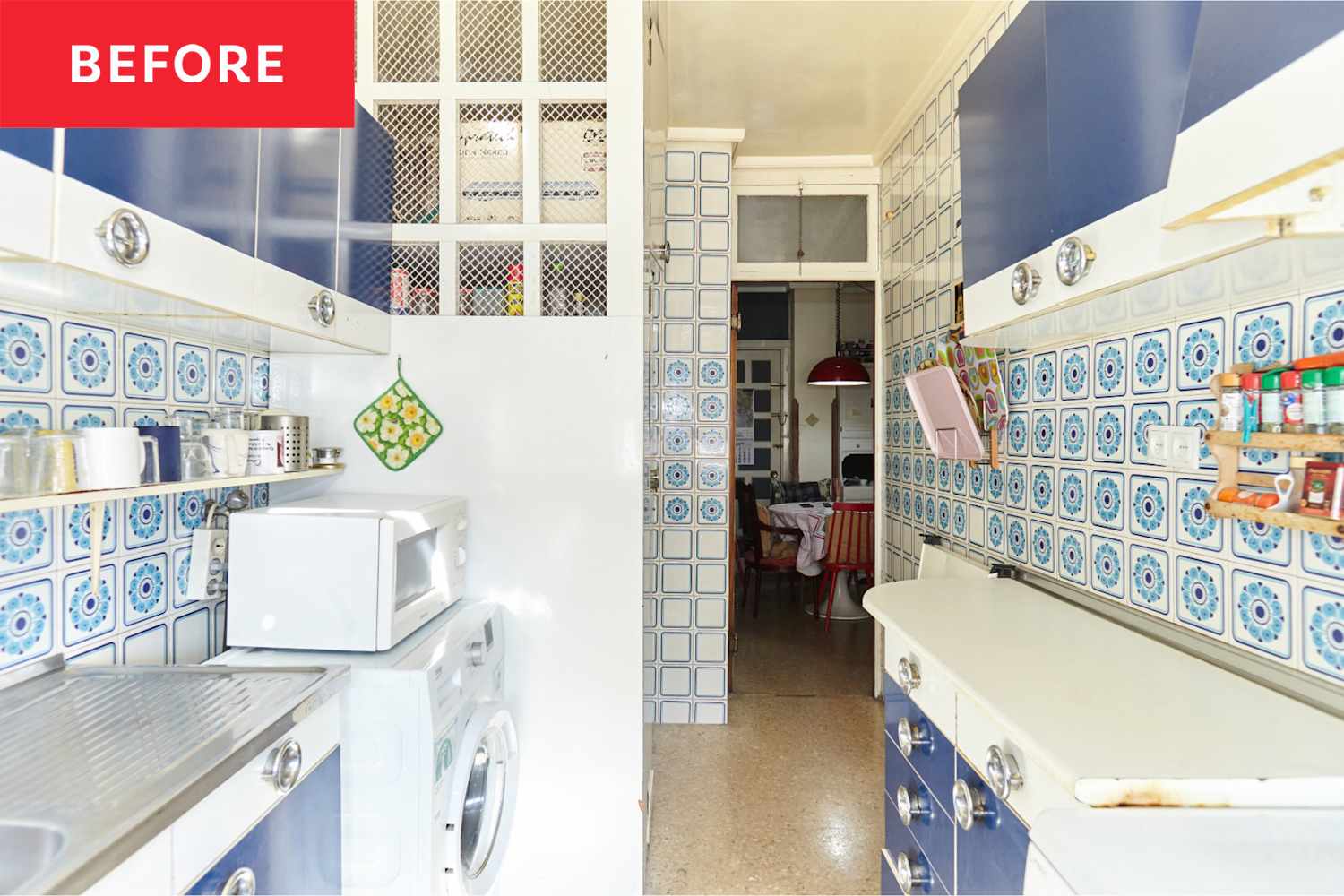 A 1970s Kitchen Looks 2x as Bright After a Minimalist Makeover
