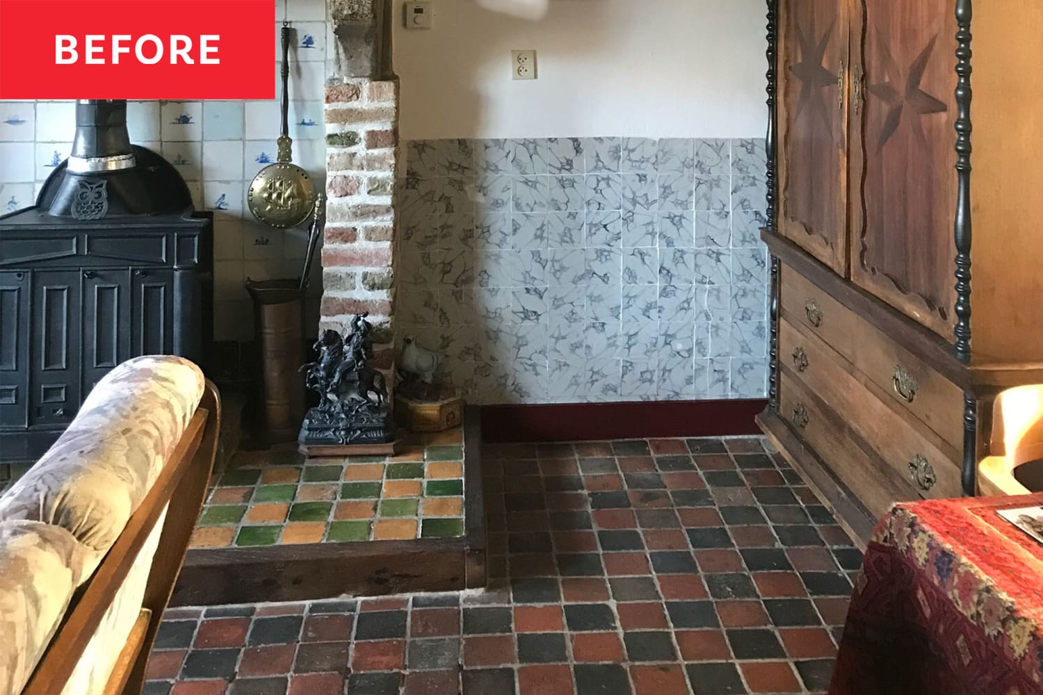 Before & After: A Dark, Centuries-Old Living Room Transforms Into a Playful, “Cozy Dream Kitchen”