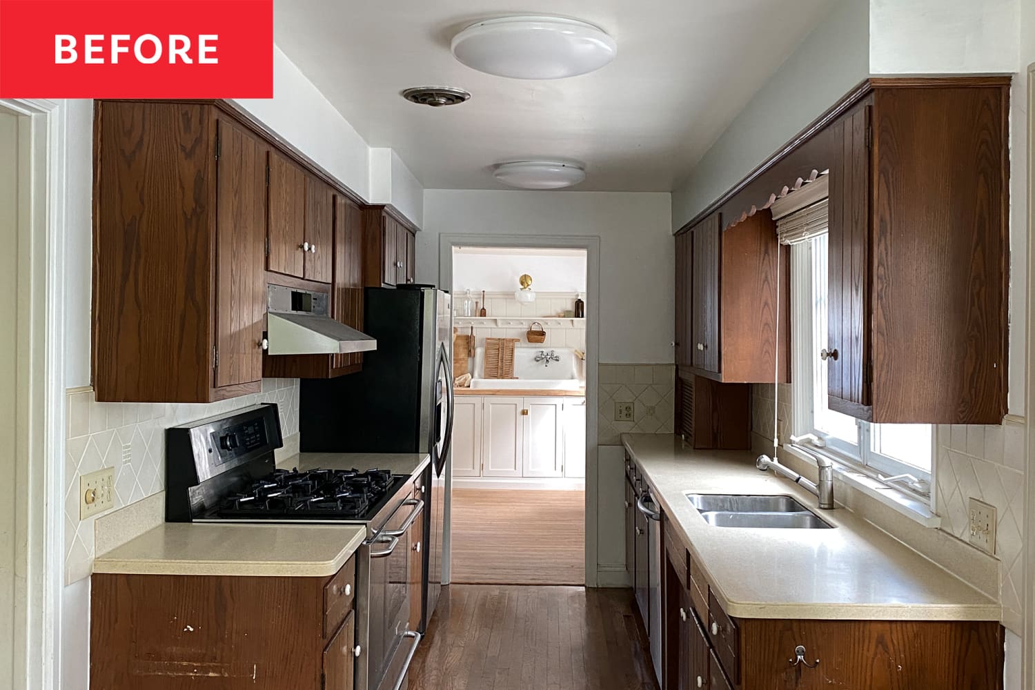 Before & After: A “Claustrophobic” Kitchen Gets a Dreamy Neutral Treatment