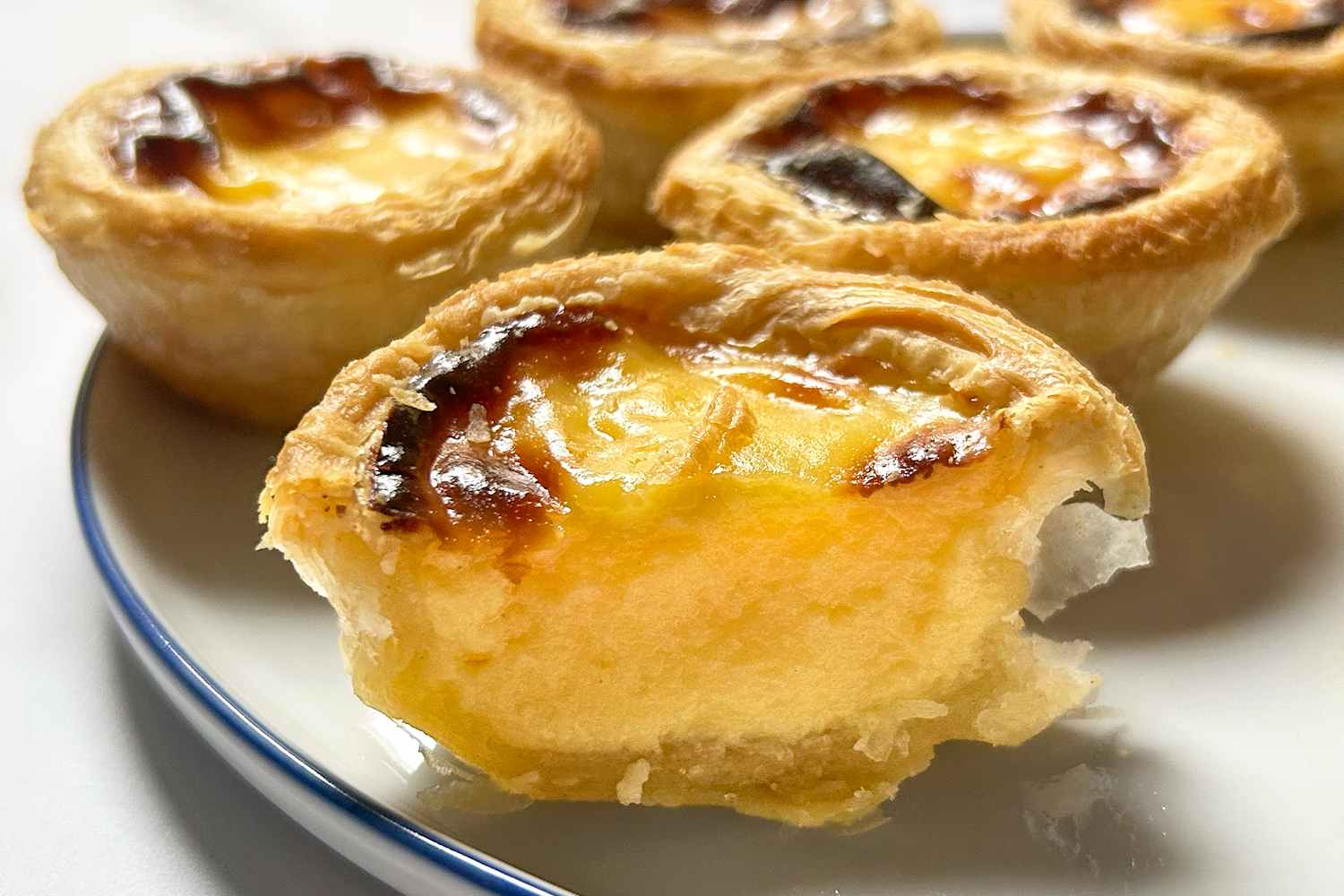 Das leckere Dessert, das ich während meiner Portugalreise jeden Tag ...